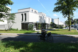 Zwolle%20muziekwijk architectuur%20woningbouw wonen%20in%20een%20park jan%20bloemendal%20architecten 12